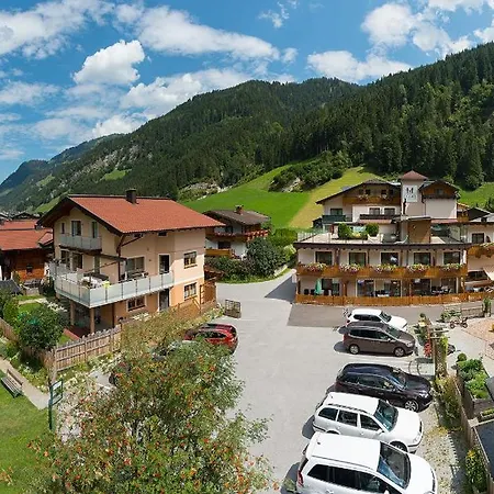 فندق Hotel-pension Egger 3*