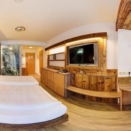 فندق Hotel-pension Egger غروسارل